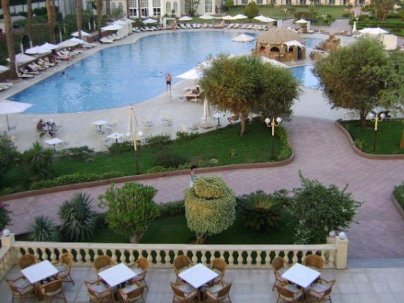 Cataract Pyramids Resort Kafrat al Jabal Экстерьер фото