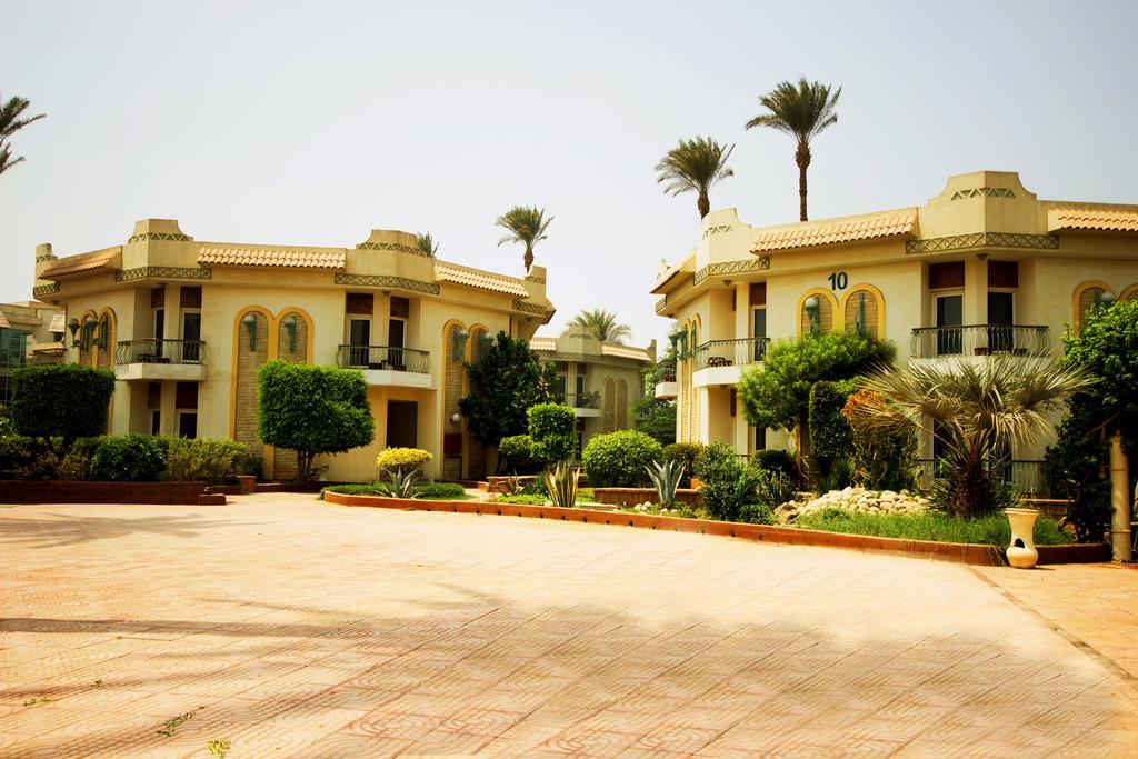 Cataract Pyramids Resort Kafrat al Jabal Экстерьер фото